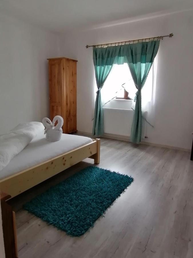 Conacul Elenei Villa Poiana Mărului Dış mekan fotoğraf