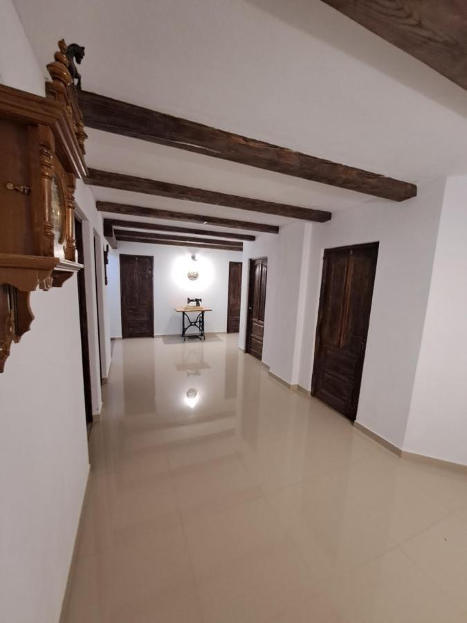 Conacul Elenei Villa Poiana Mărului Dış mekan fotoğraf