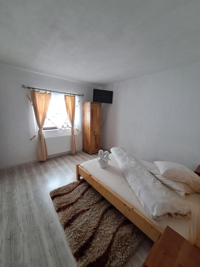 Conacul Elenei Villa Poiana Mărului Dış mekan fotoğraf