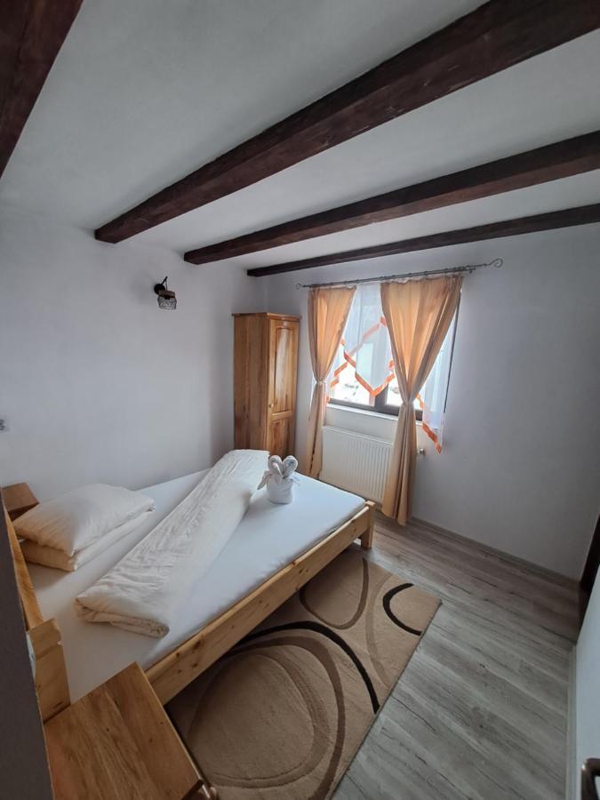Conacul Elenei Villa Poiana Mărului Dış mekan fotoğraf